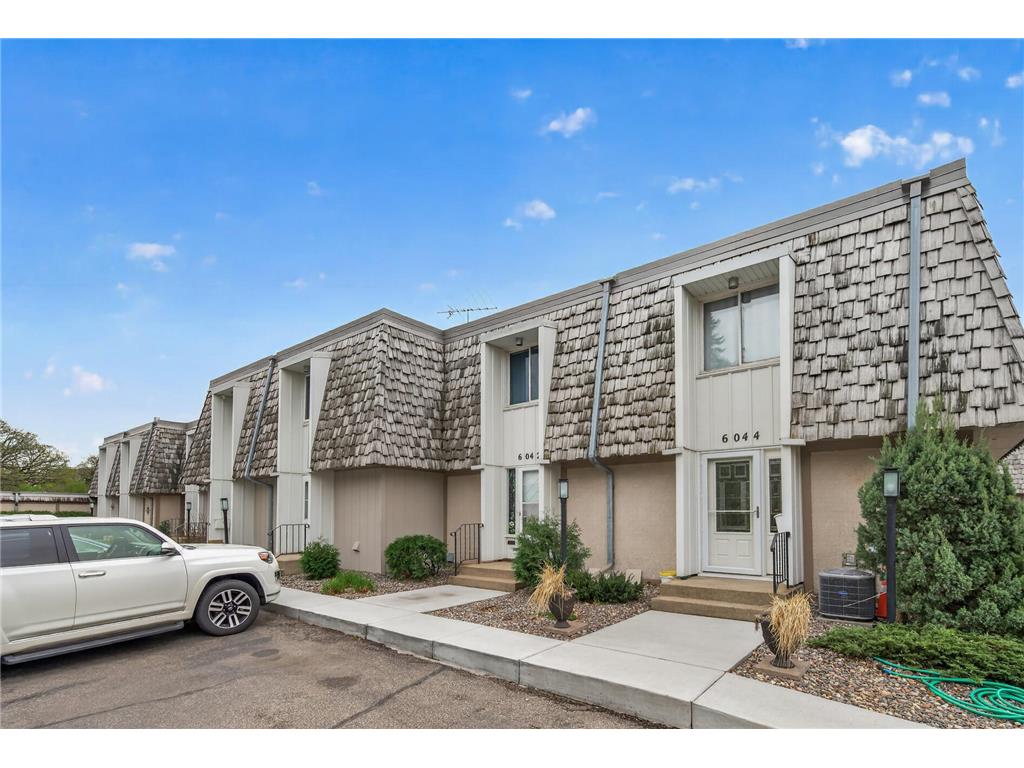 6042 Golden Valley Road Golden Valley MN 55422 7026927 image26
