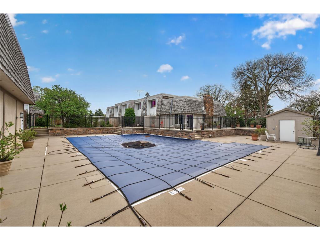 6042 Golden Valley Road Golden Valley MN 55422 7026927 image30