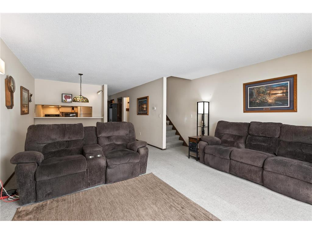 6042 Golden Valley Road Golden Valley MN 55422 7026927 image5