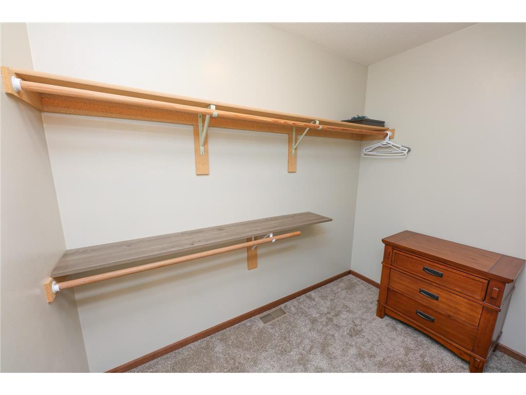 6042 Maple Lane NE Alexandria MN 56308 7081073 image21