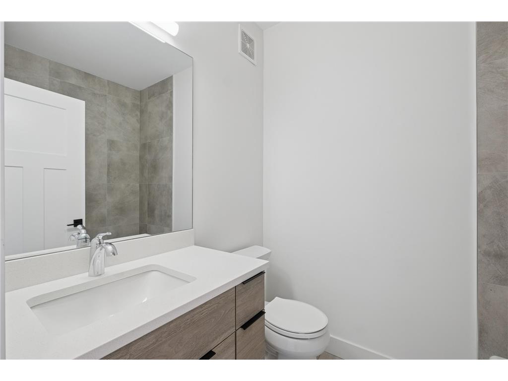 6045 Brooklyn Boulevard Brooklyn Center MN 55429 7081408 image13
