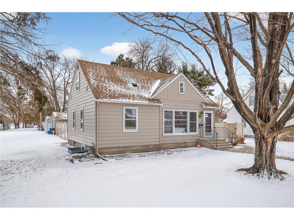 6046 Emerson Avenue N Brooklyn Center MN 55430 6825343 image1