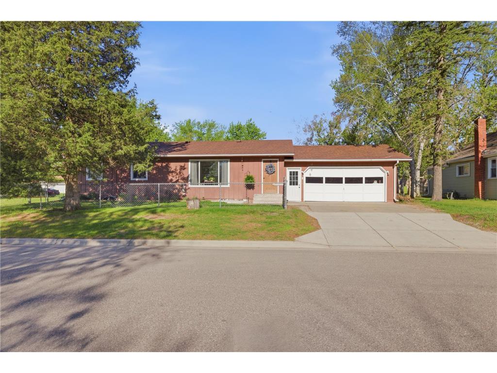 605 10th Avenue NE Brainerd MN 56401 7077752 image1