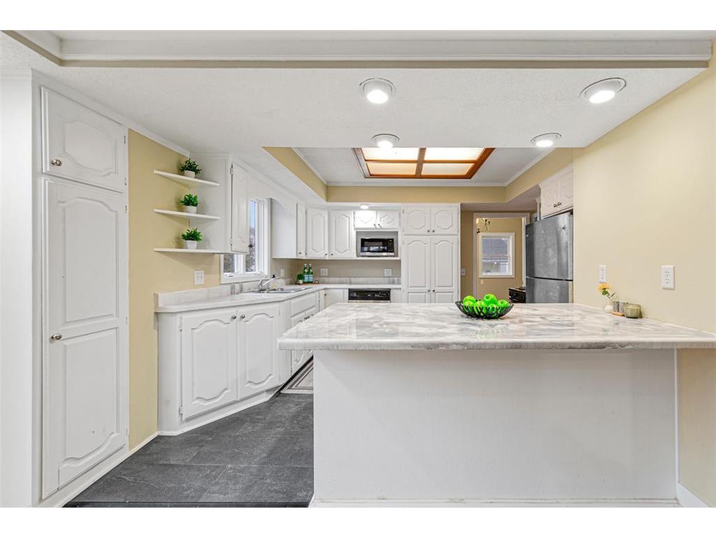 605 10th Avenue NW Austin MN 55912 6819925 image1