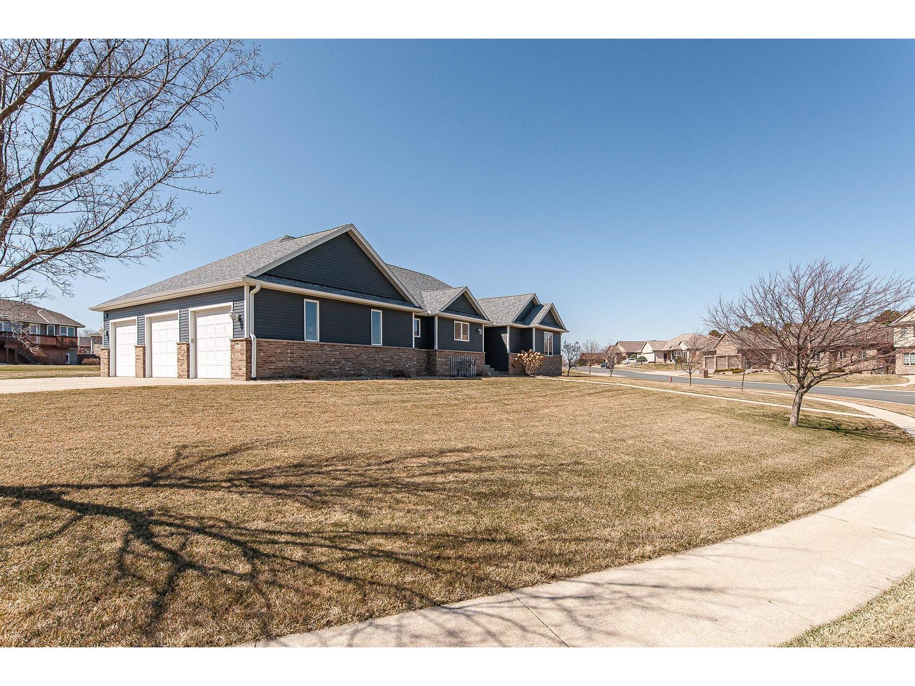 605 12th Avenue NW, Dodge Center, MN 55927 MLS 5732252 Edina Realty