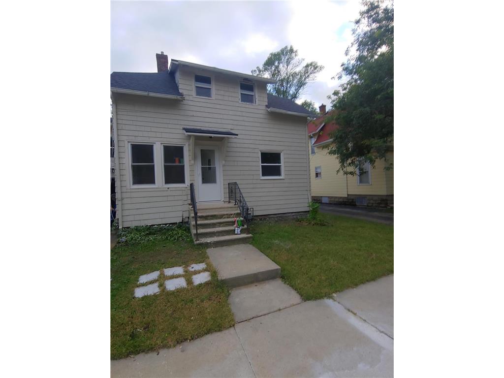 605 1st Avenue NW Austin MN 55912 6429965 image1