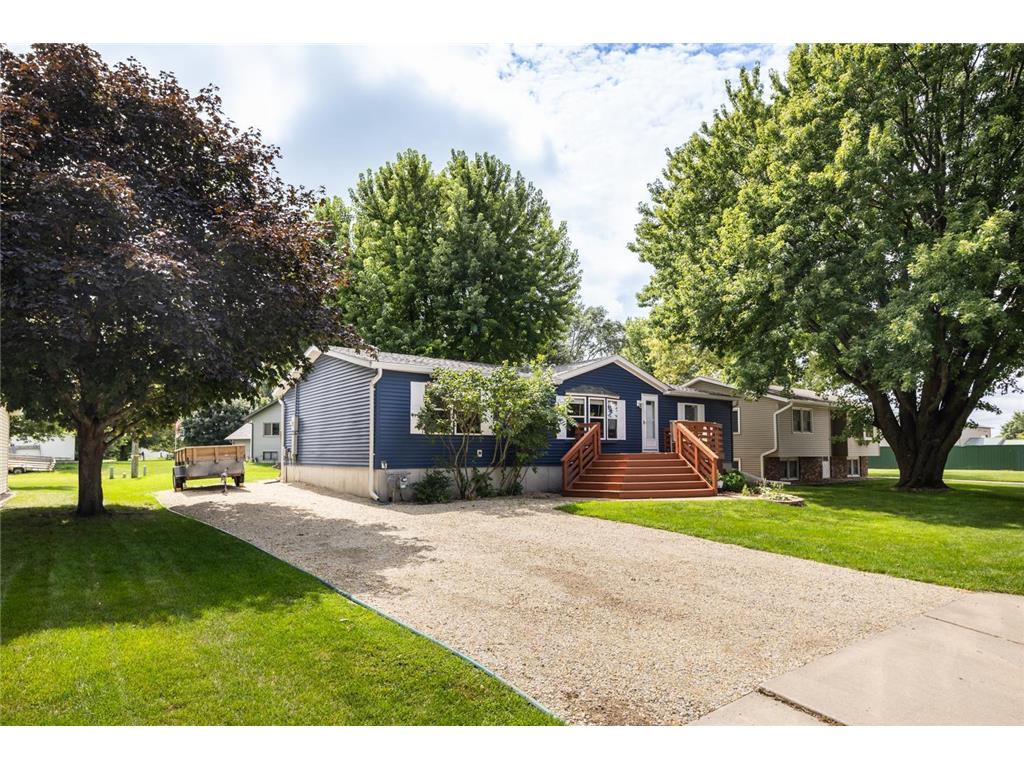 605 4th Street SE Dodge Center MN 55927 6590990 image1