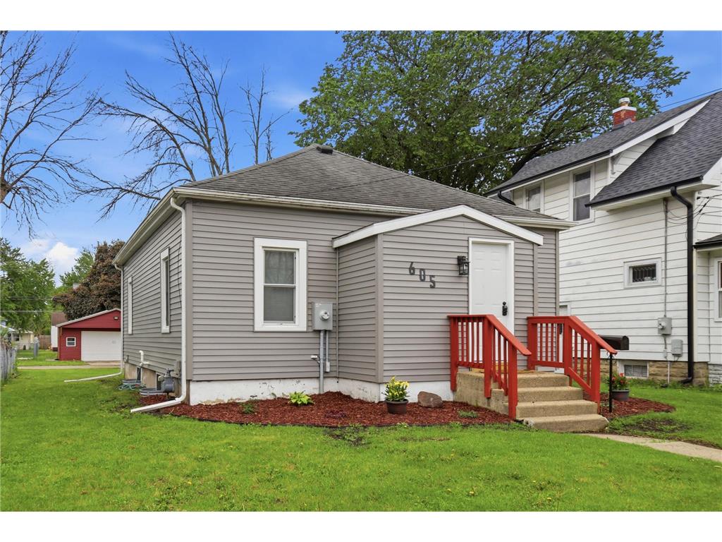 605 9th Avenue SW Austin MN 55912 7076334 image20