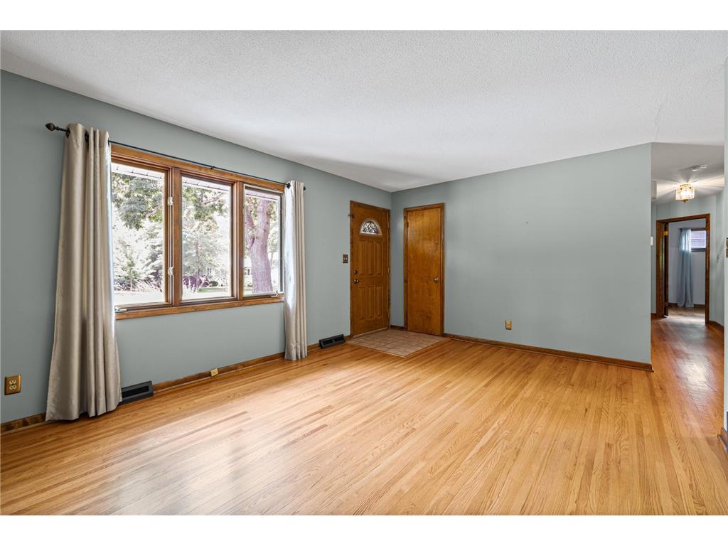 605 Arner Avenue Shoreview MN 55126 7096202 image2