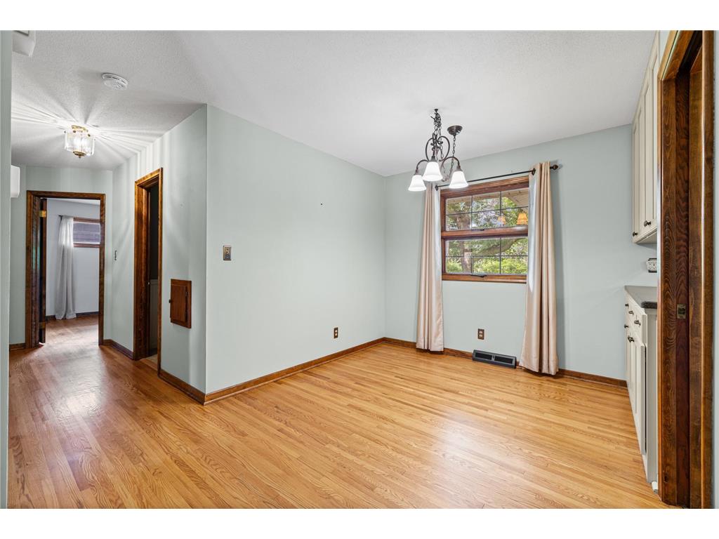 605 Arner Avenue Shoreview MN 55126 7096202 image3