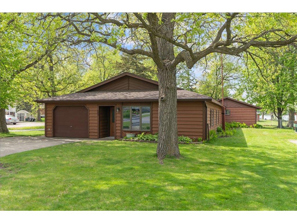 605 Chinook Avenue SW Avon MN 56310 - Middle Spunk 7076104 image1