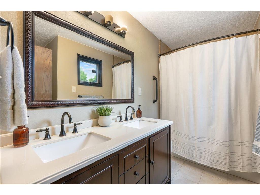 605 Chinook Avenue SW Avon MN 56310 - Middle Spunk 7076104 image30