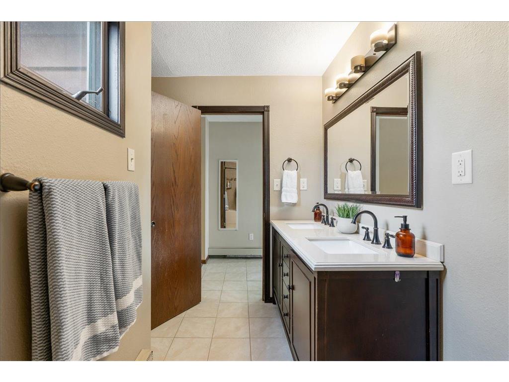 605 Chinook Avenue SW Avon MN 56310 - Middle Spunk 7076104 image32