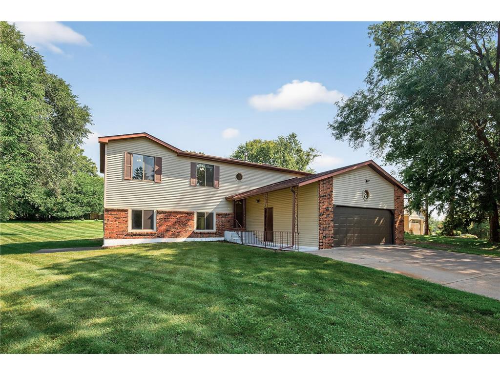 605 City View Drive Minnetonka MN 55305 6774430 image1