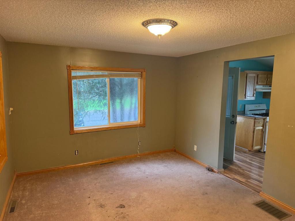 605 Division Street W Faribault MN 55021 7063205 image8