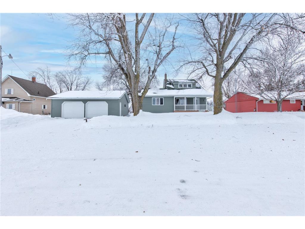 605 E Hughes Street Tyler MN 56178 6326333 image1