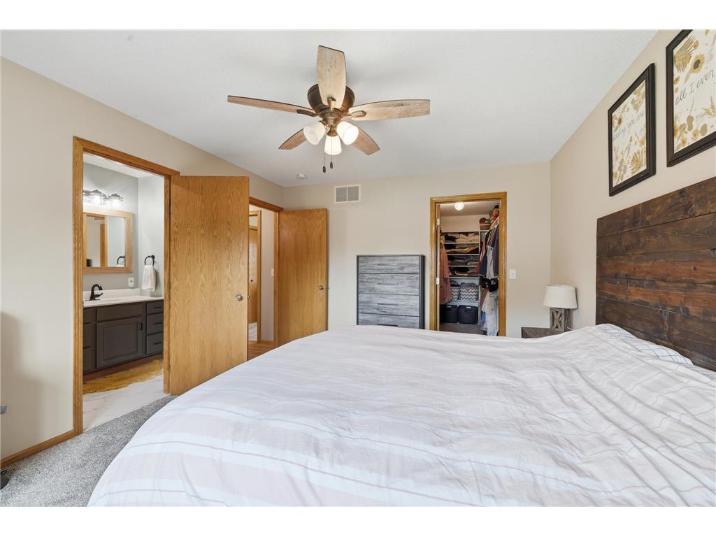 605 E South Street Belle Plaine MN 56011 7098724 image13