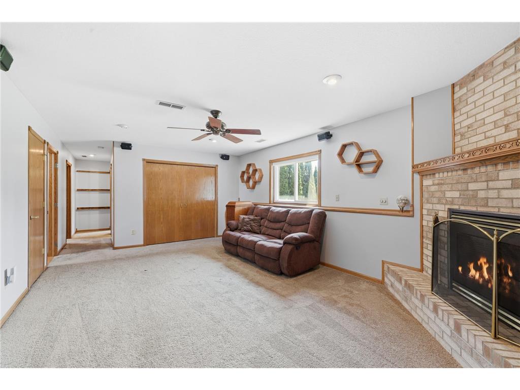 605 E South Street Belle Plaine MN 56011 7098724 image18