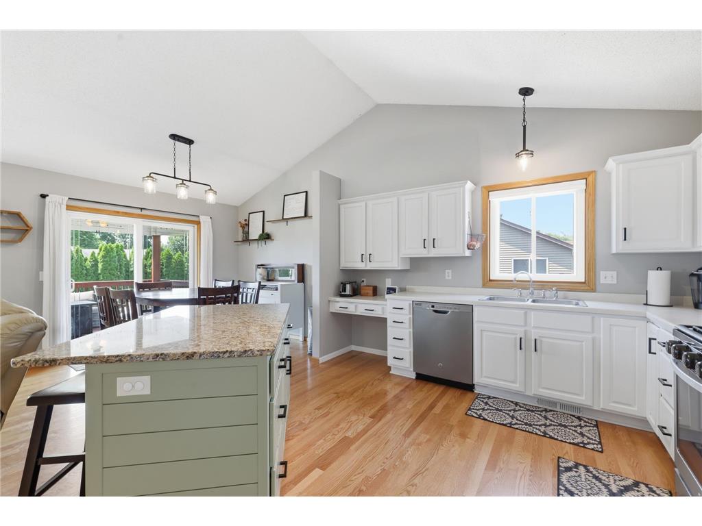 605 E South Street Belle Plaine MN 56011 7098724 image3