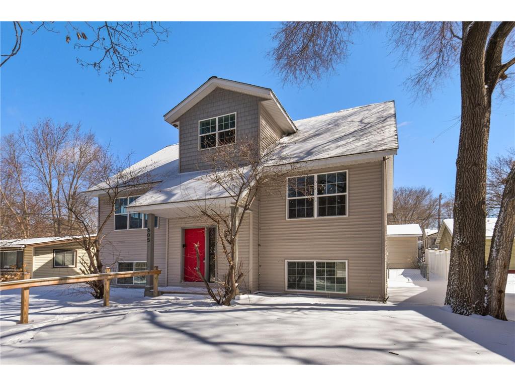 605 Glenbrook Avenue N Oakdale MN 55128 6510095 image1