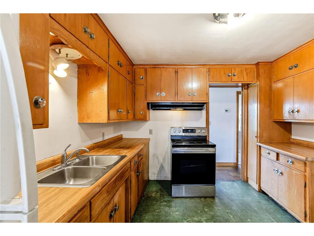 605 Greenbrier Street Saint Paul MN 55106 7113453 image9