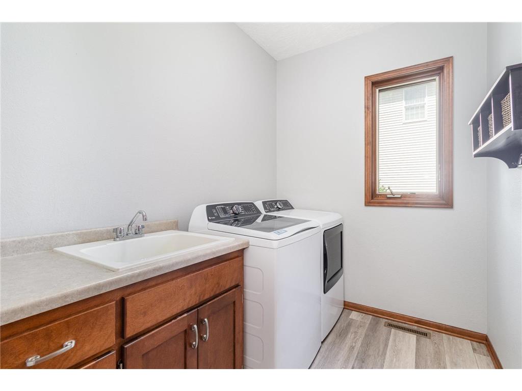 605 Heritage Trail NE New Prague MN 56071 7029450 image15