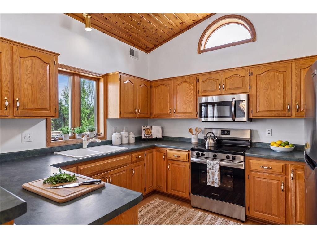 605 Lady Slipper Avenue NE New Prague MN 56071 7092937 image6