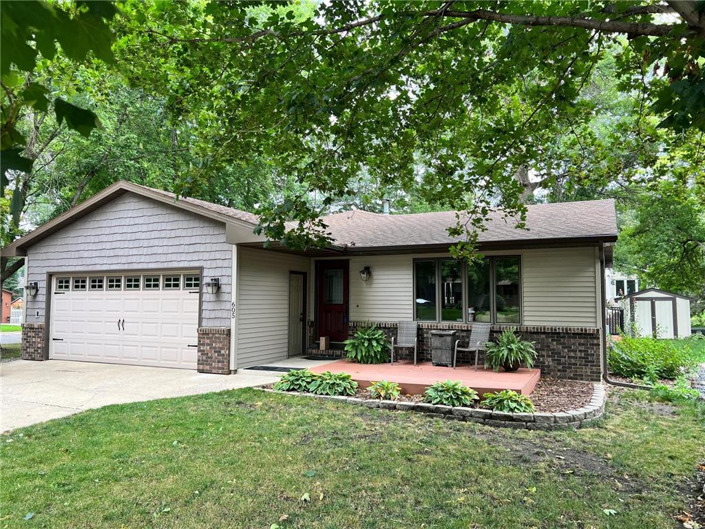 605 Lakewood Drive SW Hutchinson MN 55350 6421482 image1