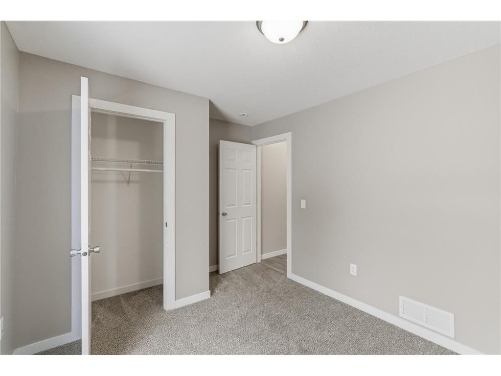 605 Le Hillier Street South Bend Twp MN 56001 7038597 image13