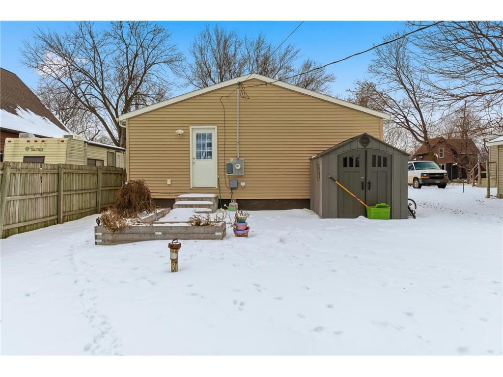 605 Le Hillier Street South Bend Twp MN 56001 7038597 image23