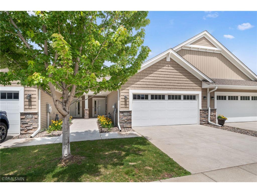 605 Liberty Way Vadnais Heights MN 55127 7098611 image1