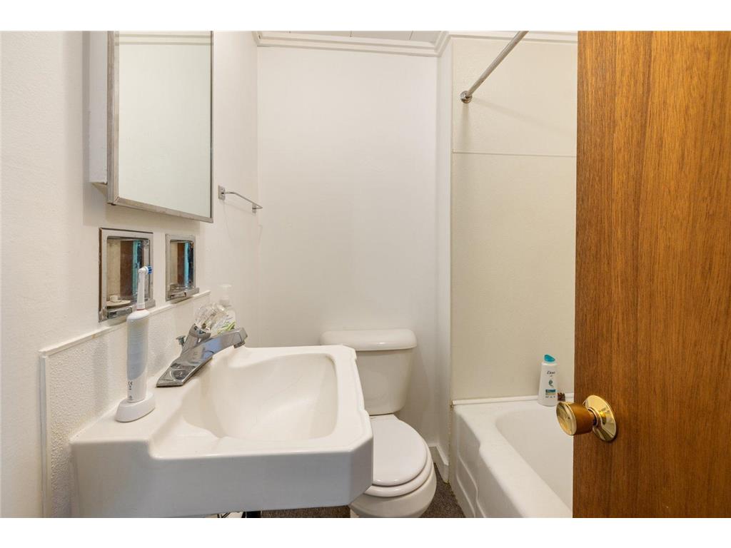 605 Main Street Tower MN 55790 6805481 image17