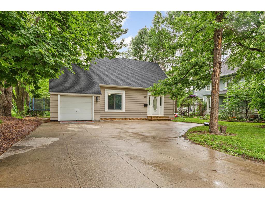 605 N Minnesota Avenue Saint Peter MN 56082 6746279 image1