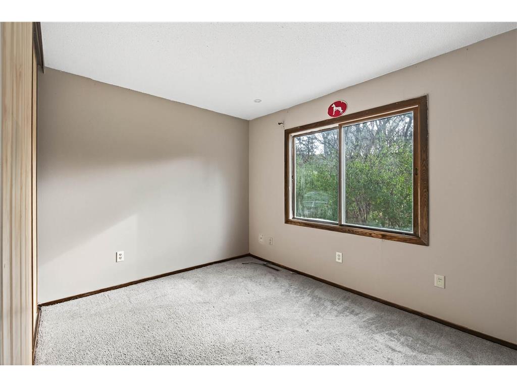 605 Portland Drive E Burnsville MN 55337 6819875 image21