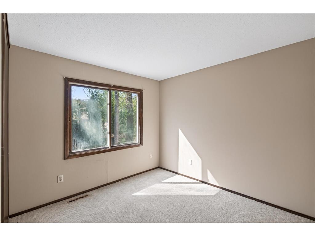605 Portland Drive E Burnsville MN 55337 7077650 image23