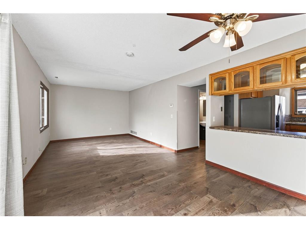 605 Portland Drive E Burnsville MN 55337 7077650 image6