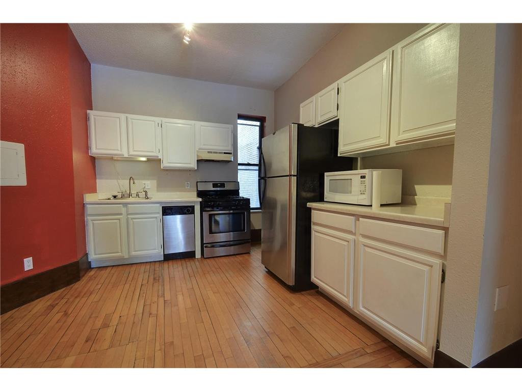 605 S 9th Street #8 Minneapolis MN 55404 6826132 image8