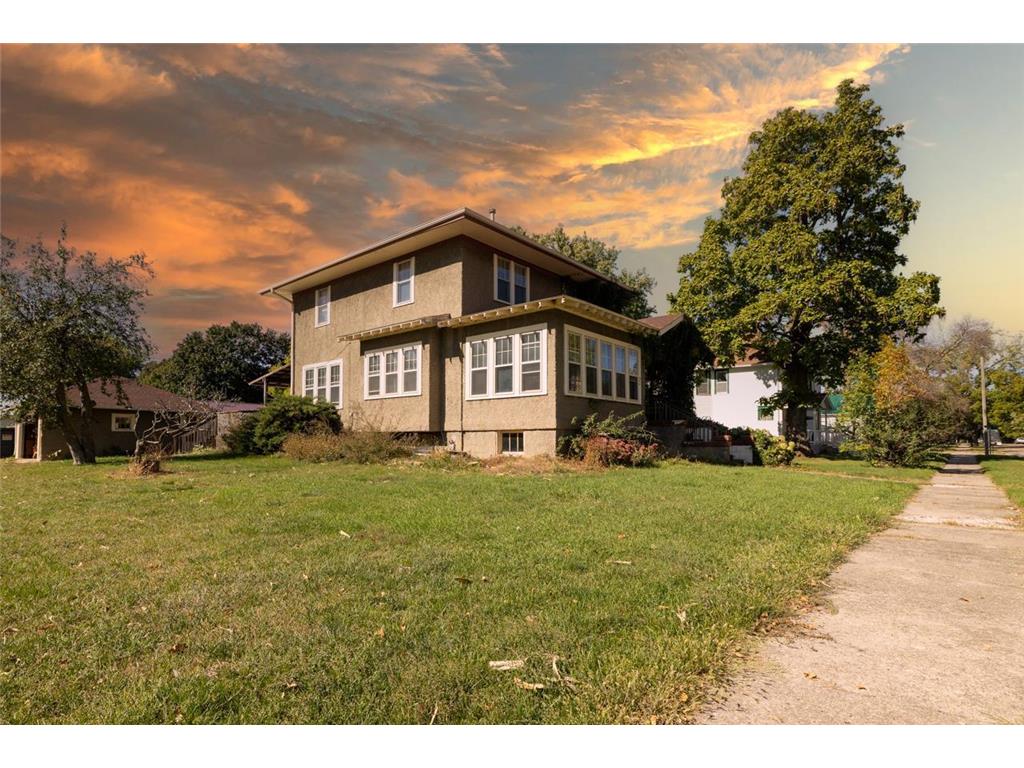 605 S Chestnut Street Ellsworth MN 56129 6443853 image1