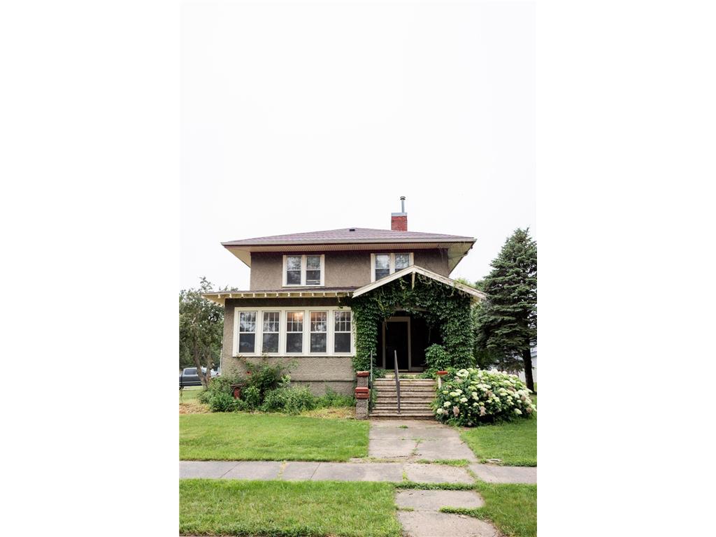 605 S Chestnut Street Ellsworth MN 56129 6745176 image1