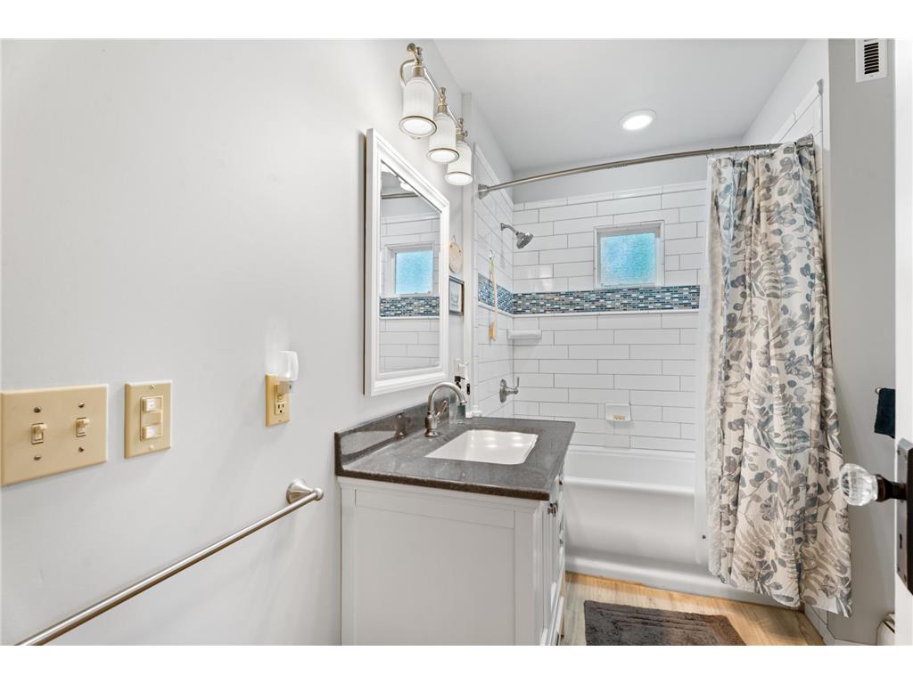 605 S Lafayette Avenue Fulda MN 56131 7073646 image42
