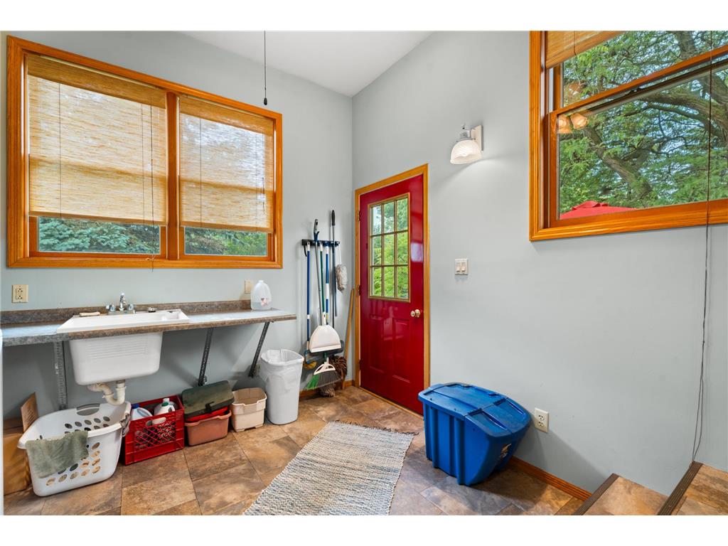 605 S Lafayette Avenue Fulda MN 56131 7073646 image45