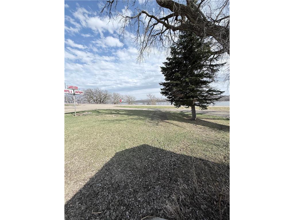 605 US Hghwy 75 Lake Benton MN 56149 - Benton 7083916 image4