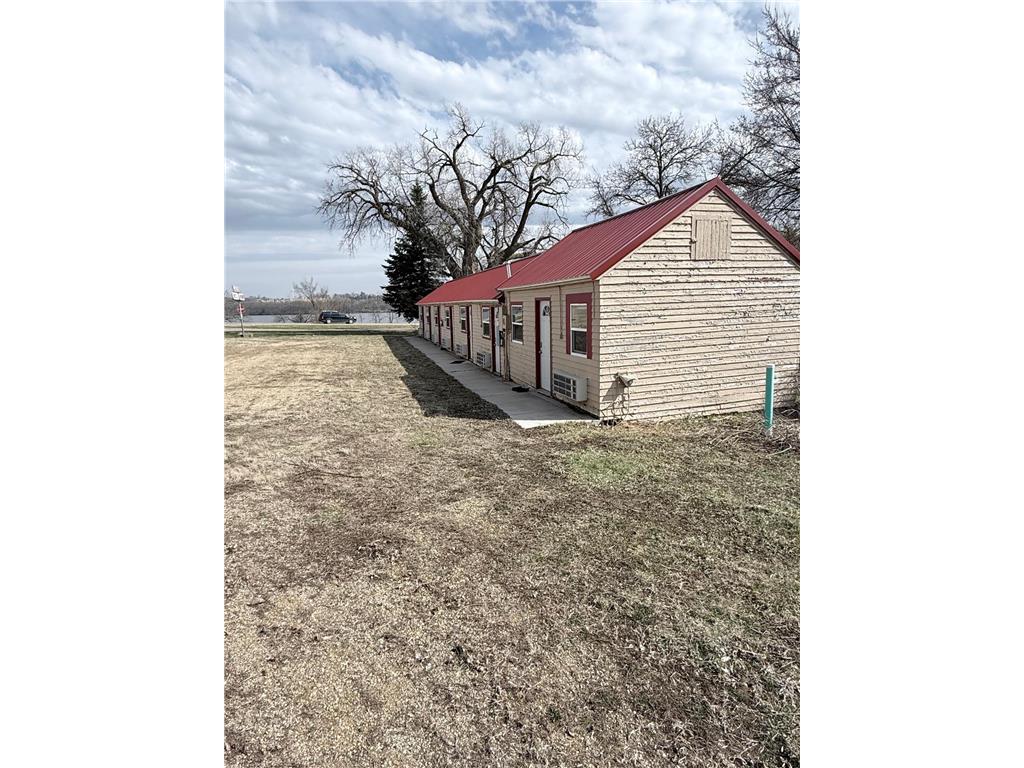 605 US Highway 75 Lake Benton MN 56149 - Benton 7082361 image6