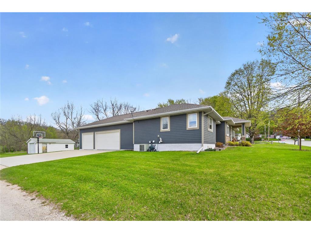 605 Union Street NE Chatfield MN 55923 7066221 image56