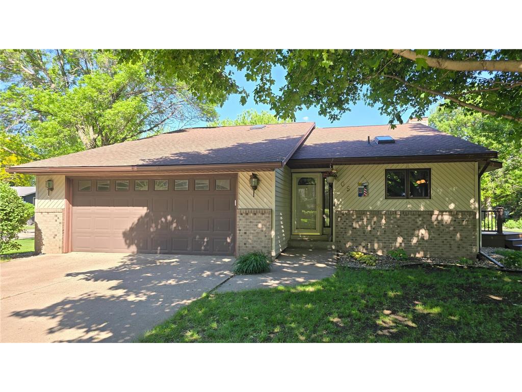 605 Van Buren Street Marshall MN 56258 7080953 image1