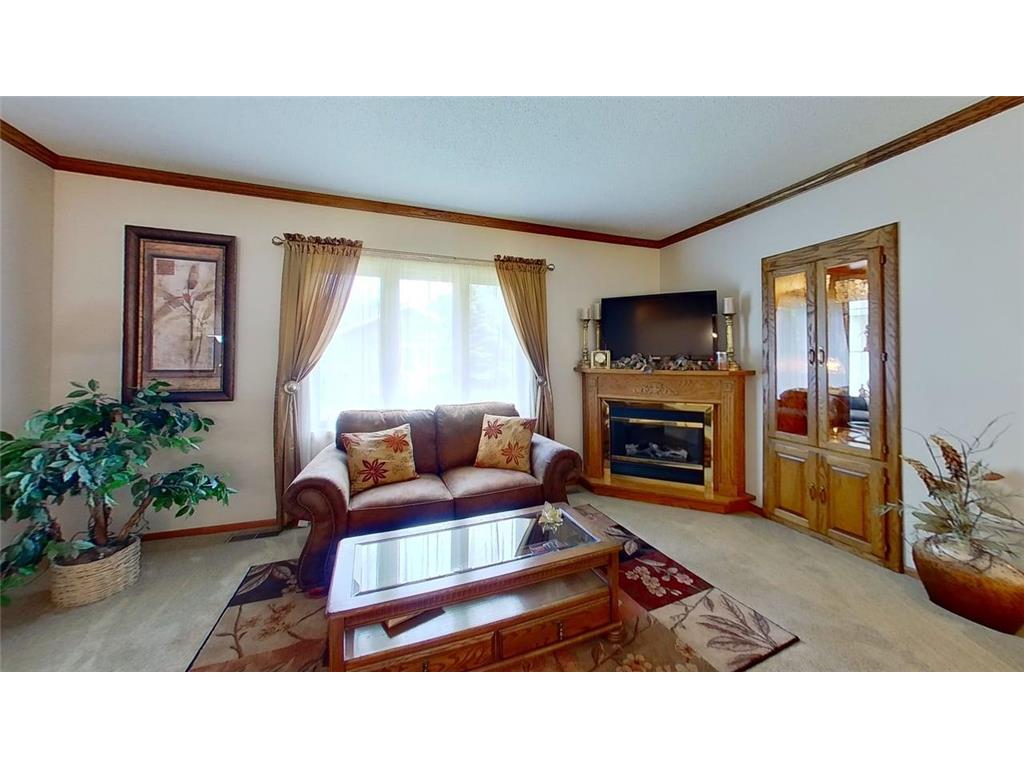 605 Van Buren Street Marshall MN 56258 7080953 image18