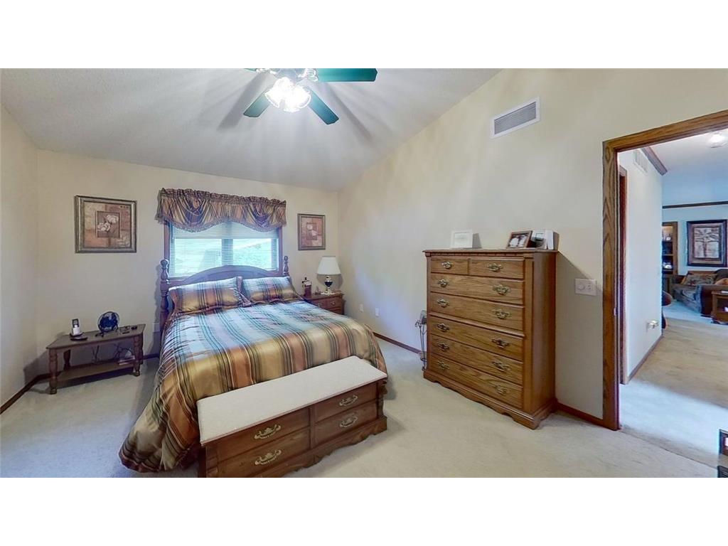 605 Van Buren Street Marshall MN 56258 7080953 image21