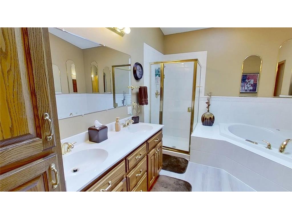 605 Van Buren Street Marshall MN 56258 7080953 image24