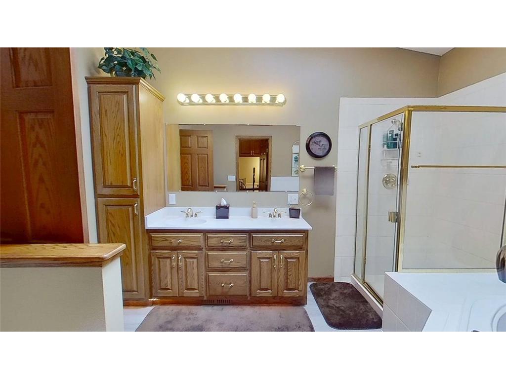 605 Van Buren Street Marshall MN 56258 7080953 image25