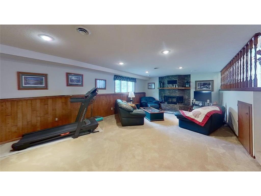 605 Van Buren Street Marshall MN 56258 7080953 image30